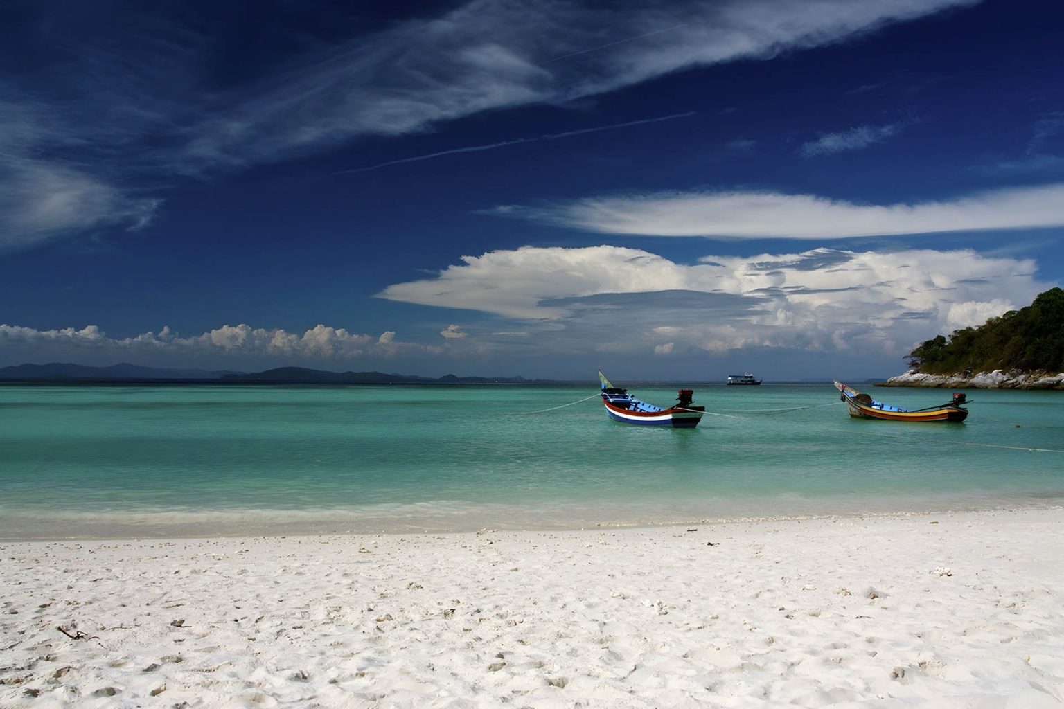 Water Paradise on Racha Yai Island