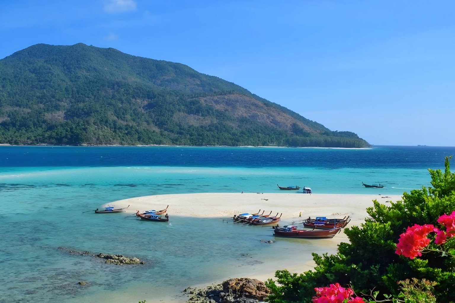 Water Paradise on Racha Yai Island