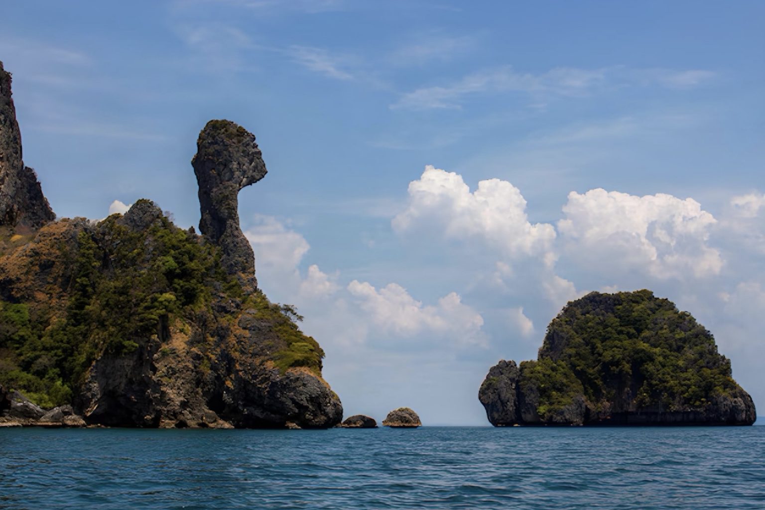 PHI PHI – KRABI – JAMES BOND