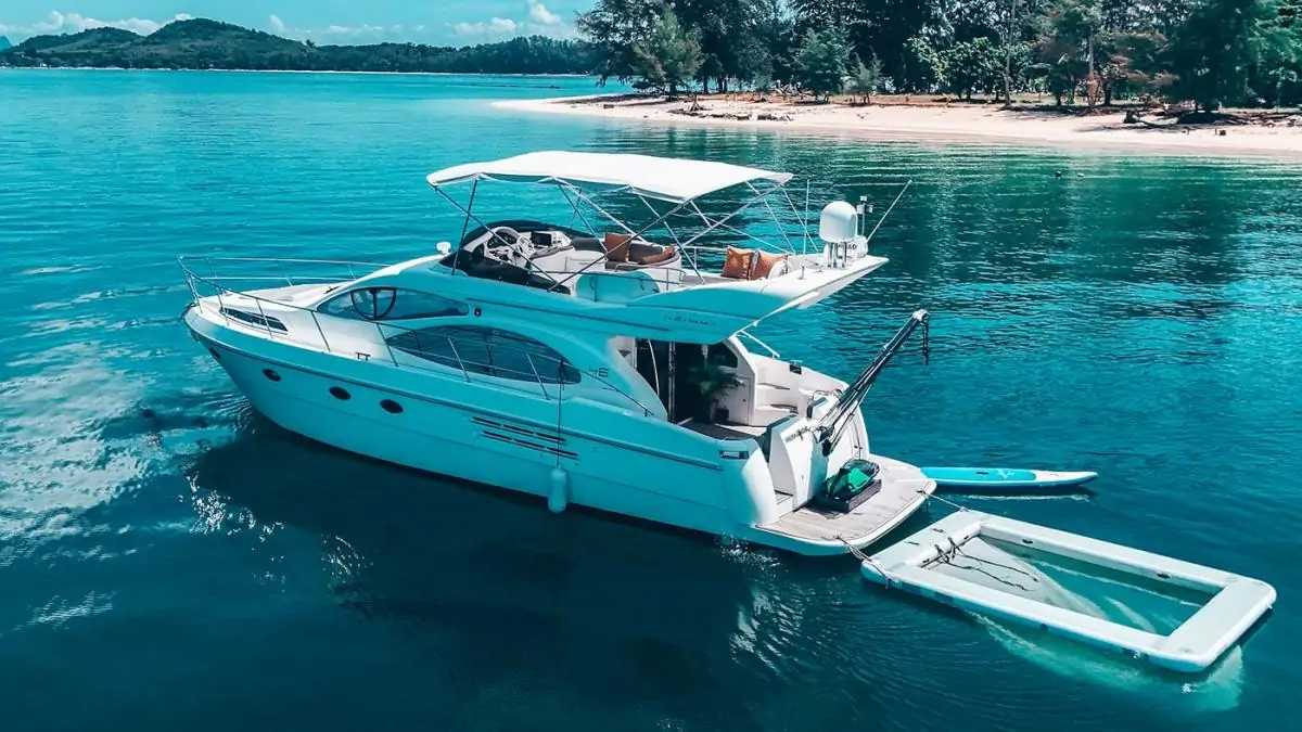 AZIMUT WATER 46FT