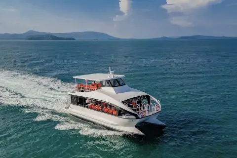 MINDY high-speed catamaran