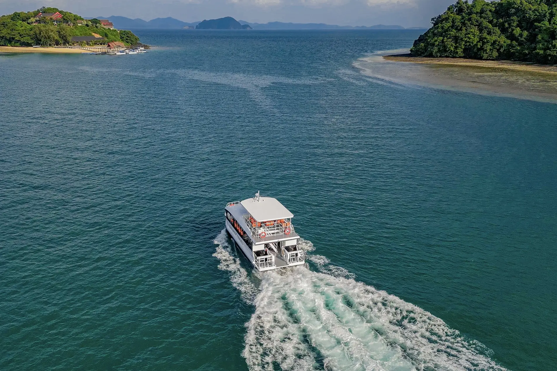 MINDY high-speed catamaran