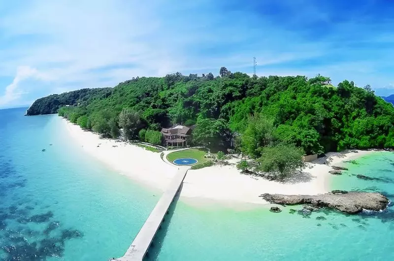 Paradise on the Horizon: Coral and Maiton Islands