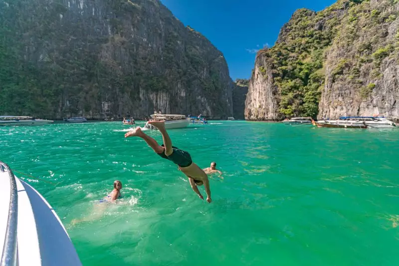 PHI PHI – KRABI – JAMES BOND