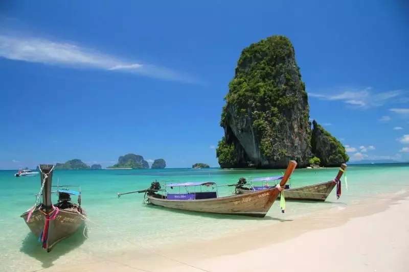 PHI PHI – KRABI – JAMES BOND