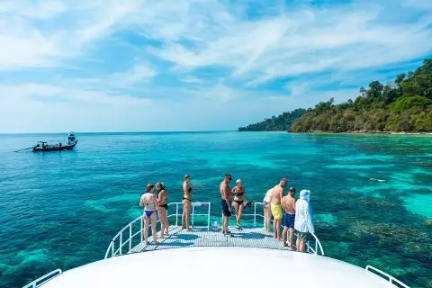 PHI PHI – KHAI