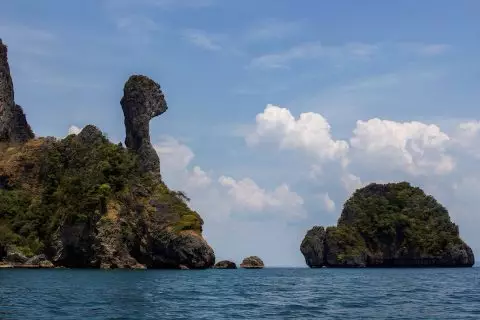 PHI PHI – KRABI – JAMES BOND