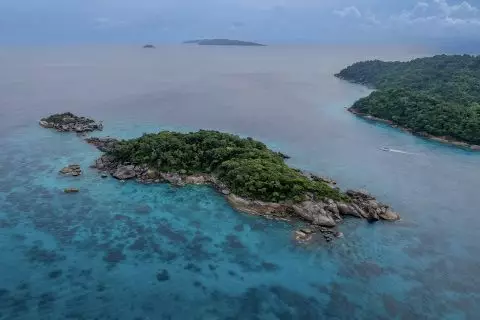 Exclusive catamaran tour of the Similan Islands