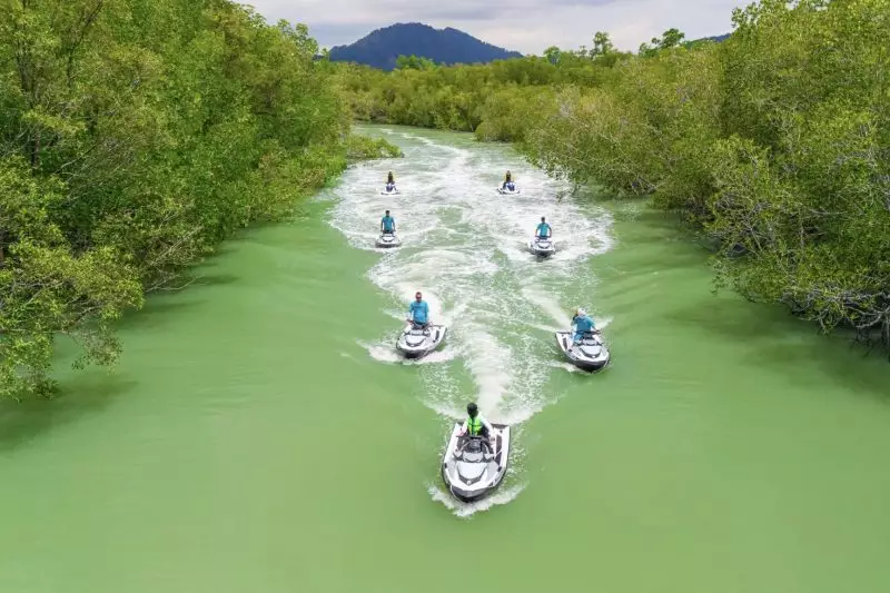 Insta tour «9 islands» on a jet ski with photography and drone