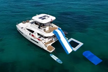 LEOPARD 43FT